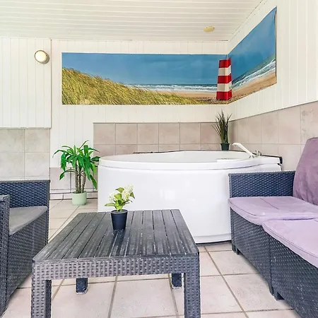4 Star In Vaeggerlose بيت للعطل Bøtø By